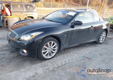 2015 Infiniti Q60 z USA, uszkodzony, nr VIN JN1CV6EL8FM890966